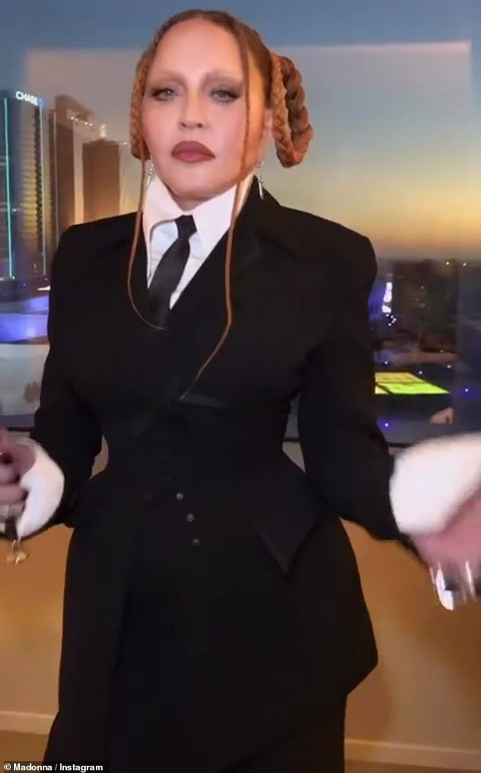 67360825 11717125 image m 87 1675659548440