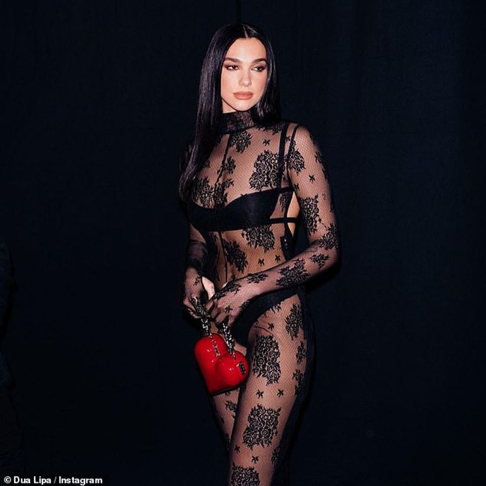 68160077 11801691 image a 9 1677576318721