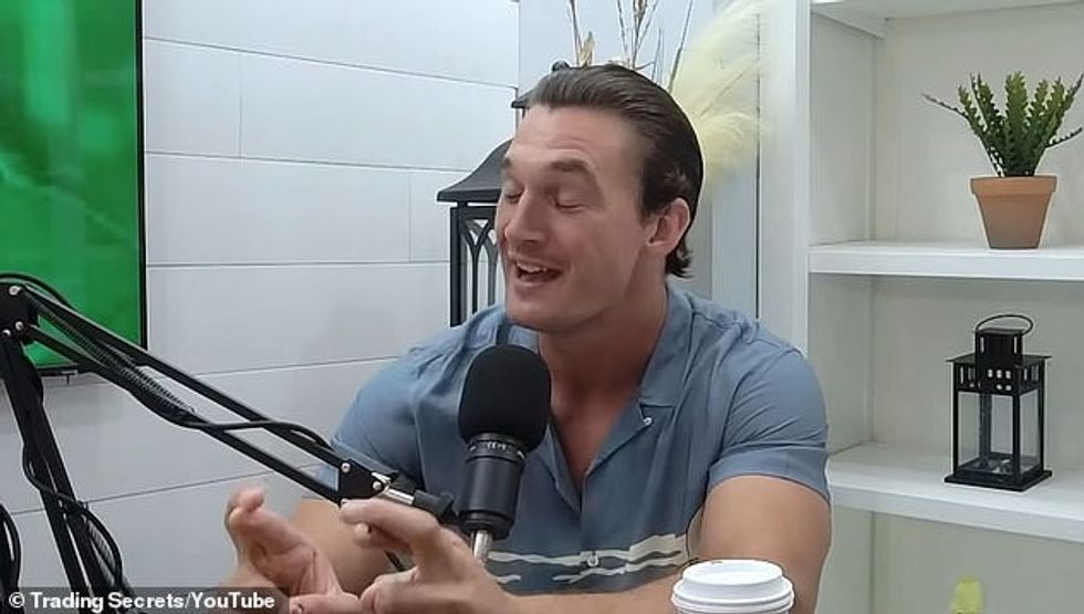 68675131 11857057 Not even Not even 5 000 I had like 200 you know what I mean I d a 31 1678771985338