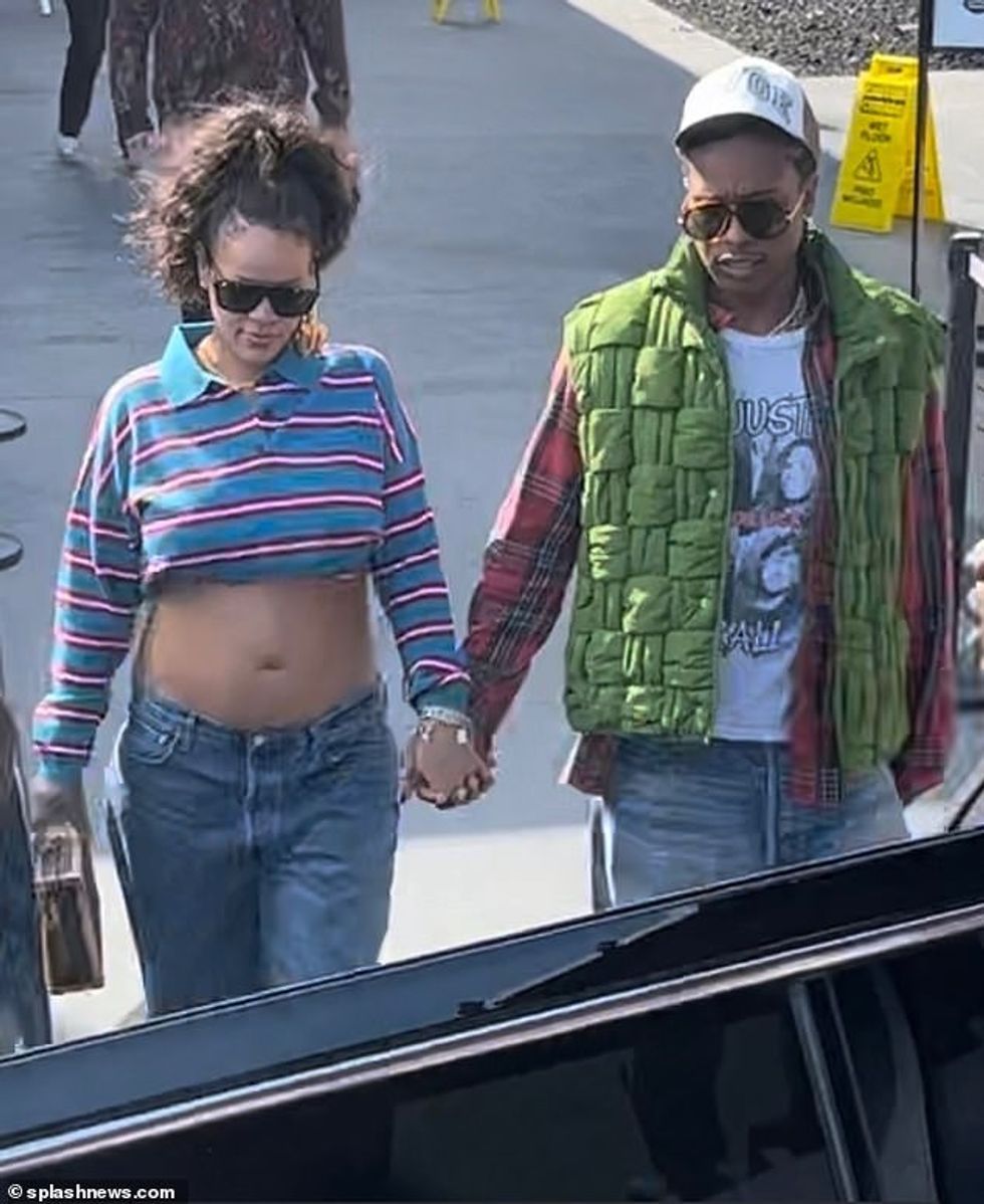 68758751 11865905 Strutting He added more of his own flare by incorporating severa a 48 1678933843152