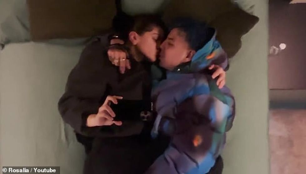 69075259 12336209 In love Oh my God she said in Spanish before she told Alejandro a 11 1690299710057