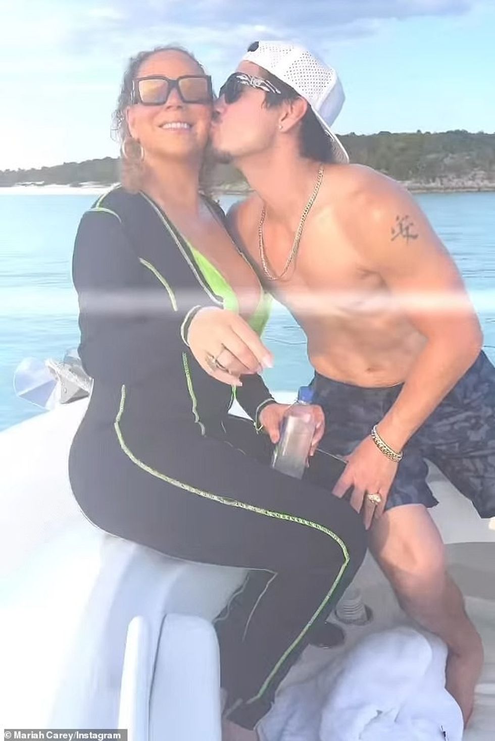 69317367 11922679 Good times Mariah Carey spent quality time with her boyfriend Br a 45 1680230845397