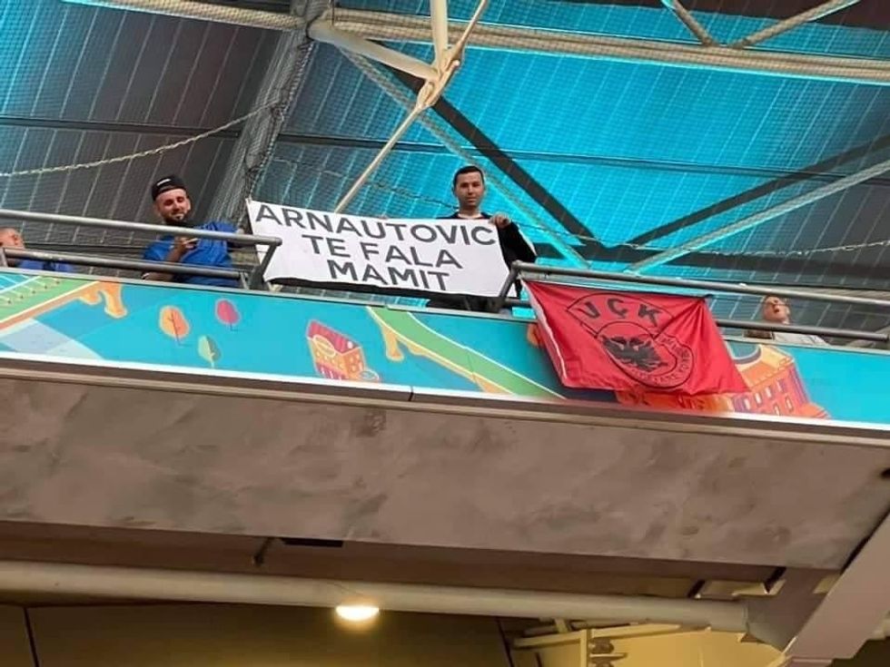 6B0A94CB E360 4F37 BB09 03B795D8004B