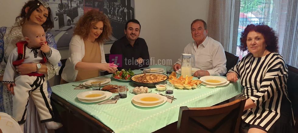 6d48cc2e b80f 4c5a 978a aaff625b5117