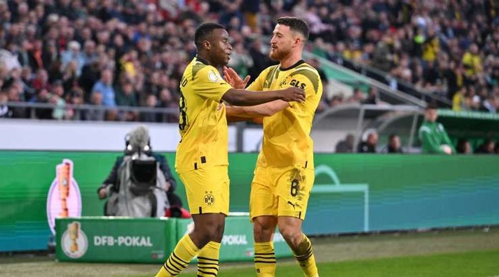 6f785d9ff69860f95ab675504005ead3o2