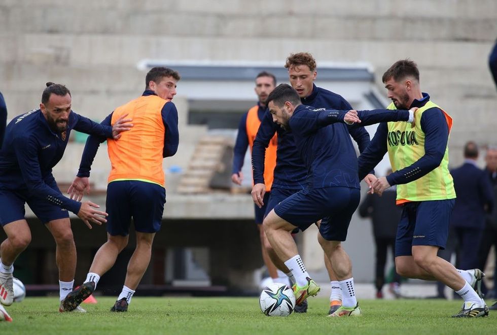 6tetor stervitje kombetarja9 1