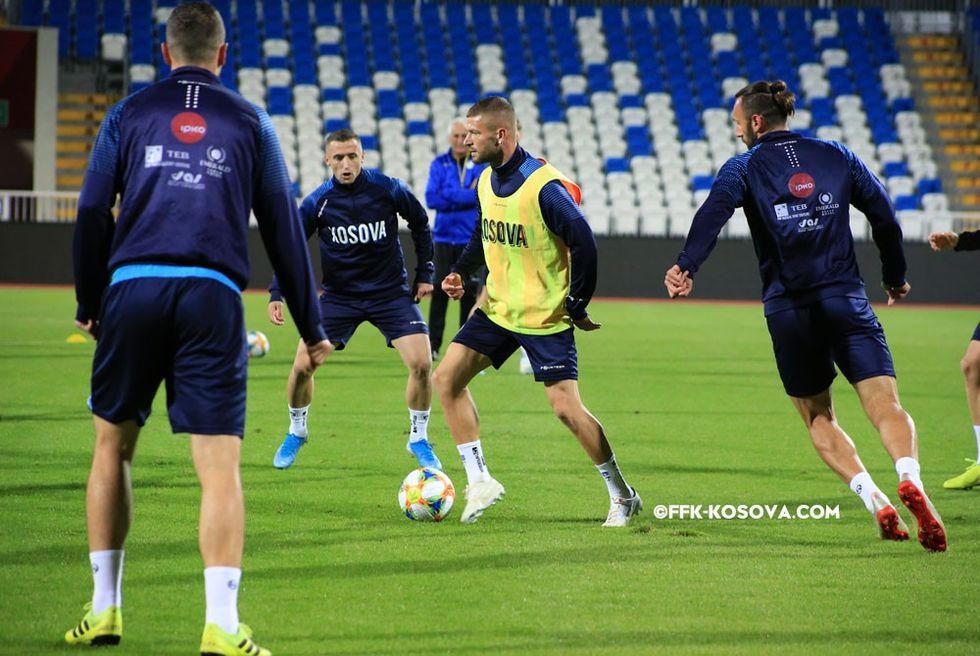 7 tetor kombetarja a stervitje5