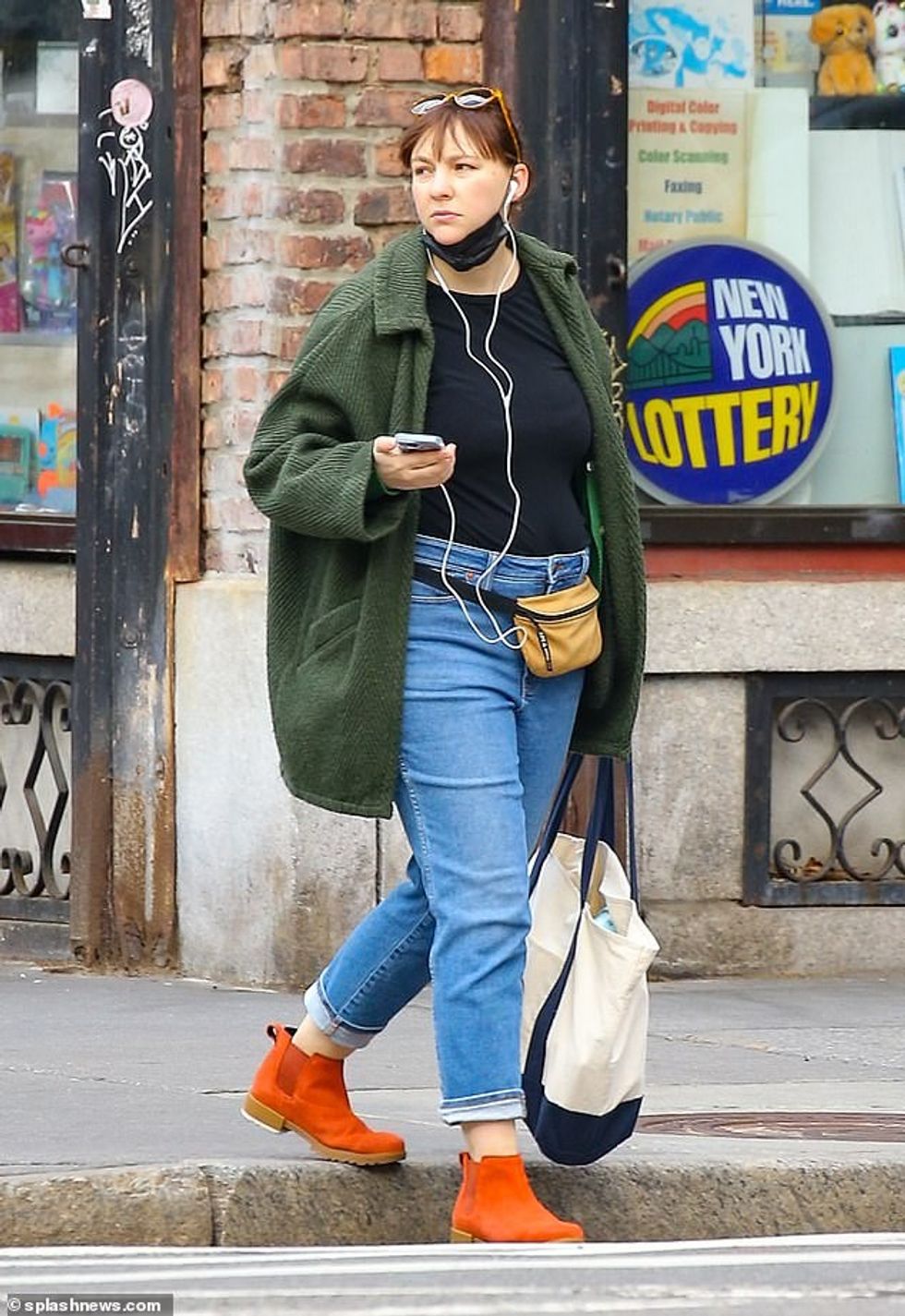 70201175 12010643 image a 3 1682413662411