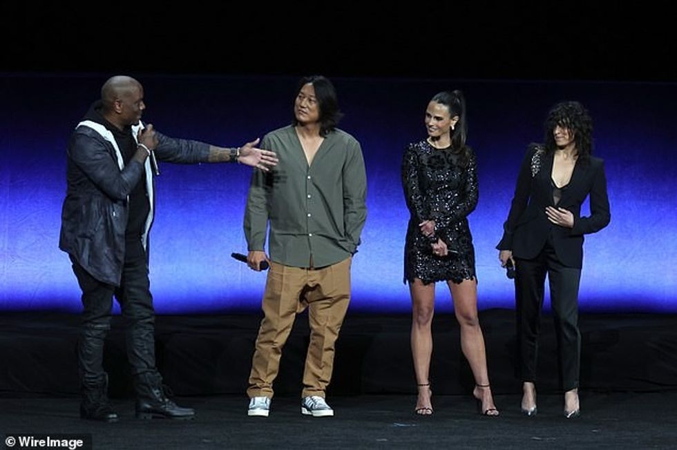 70296995 12020279 image a 76 1682593749190