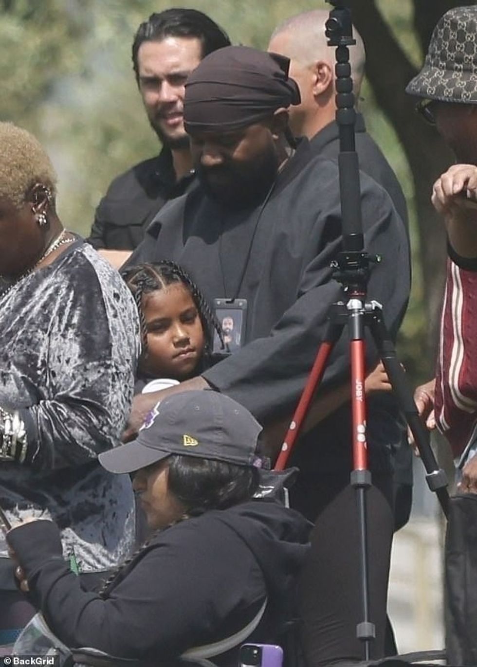 70714167 12058551 Bond Kanye and his son shared a sweet moment as they embraced on a 57 1683523588877