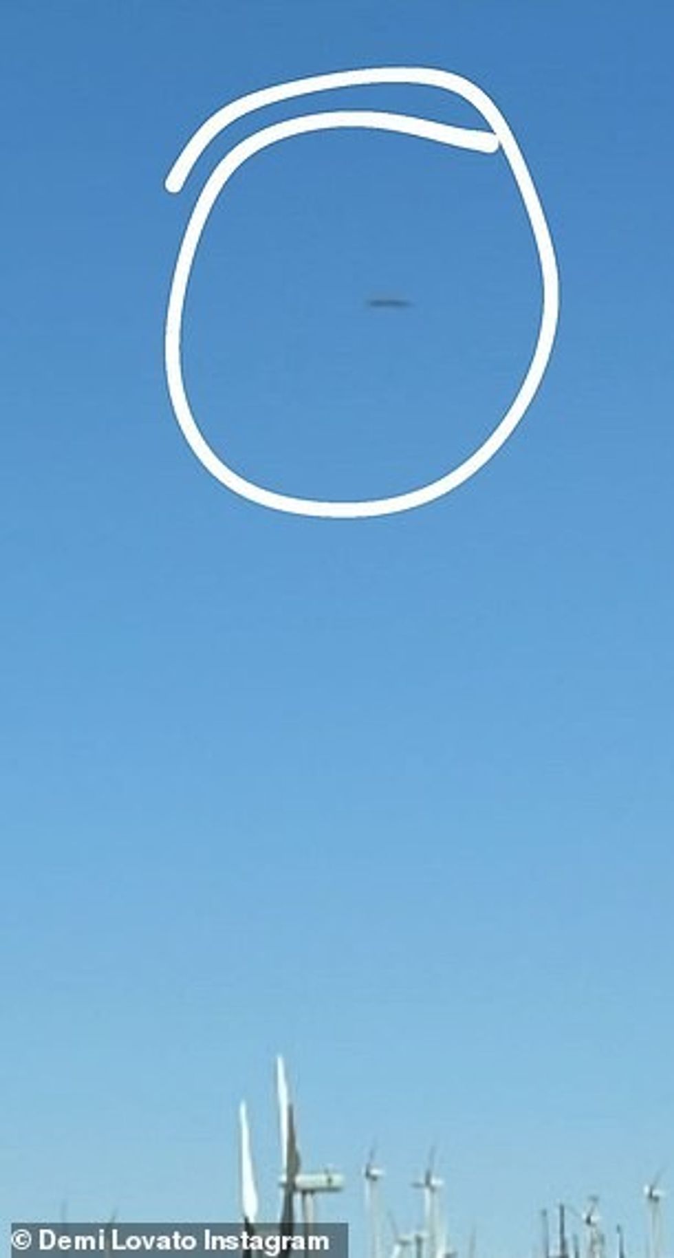 70742087 12061045 Close up The area was close to Edwards Air Force Base The Center a 55 1683581176512