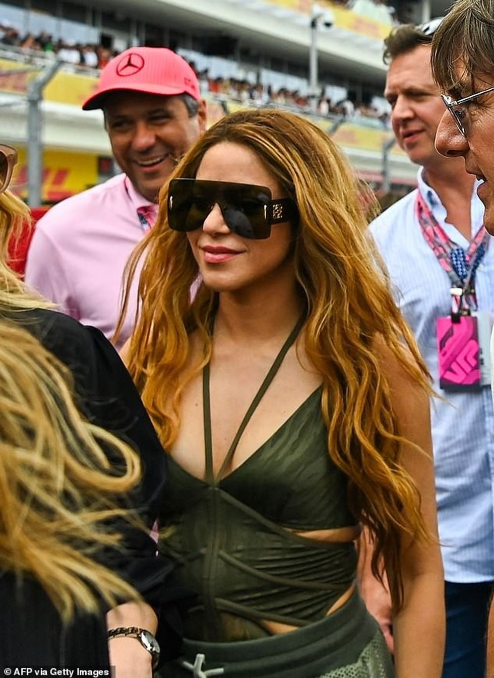 70801253 12066525 The South American songstress whose full name is Shakira Isabel m 20 1683694131128