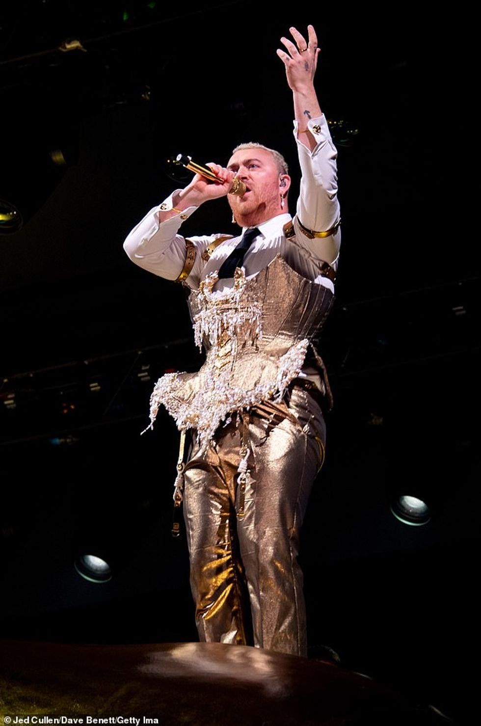 71069285 12091907 Fans The Toxic hitmaker hasn t released an album since 2016 s Gl a 24 1684298404625