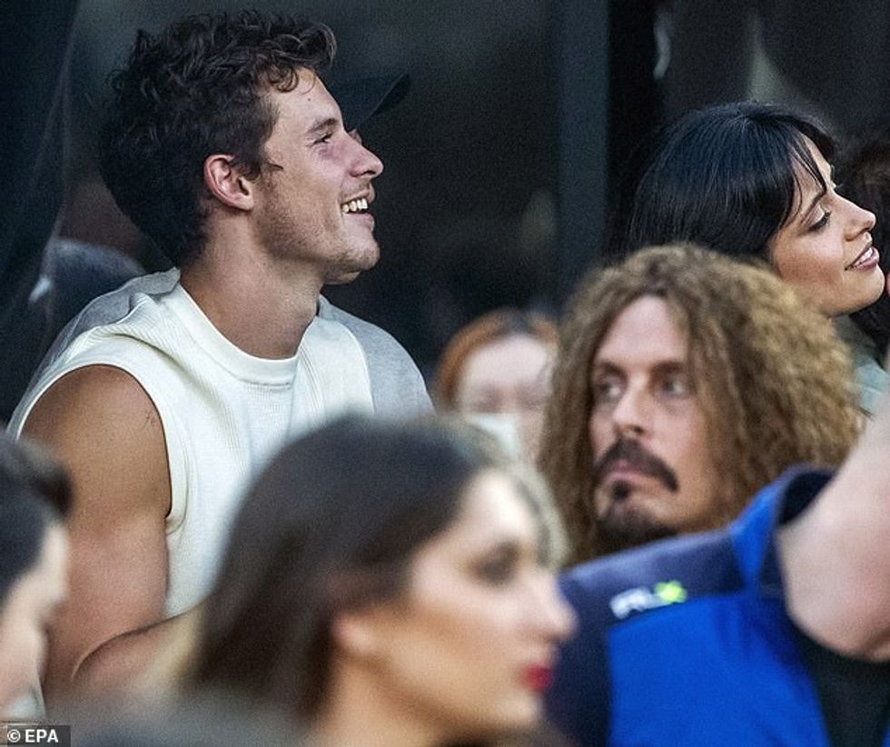 71472121 12130687 Dynamic duo Shawn Mendes and Camila Cabello continued their on a a 17 1685172940651