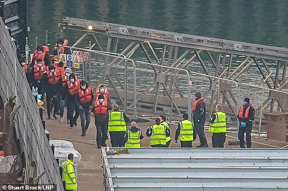 71738371 12156625 image a 35 1685839296617