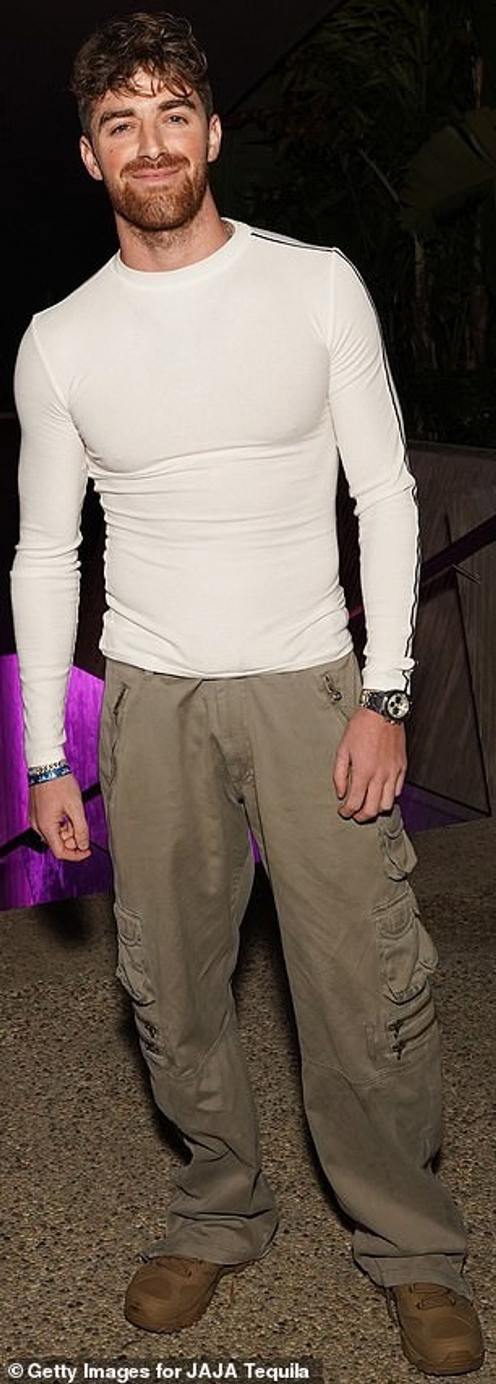 71939895 12176323 Smoldering sensation Near the start of this year she was linked a 5 1686279845953