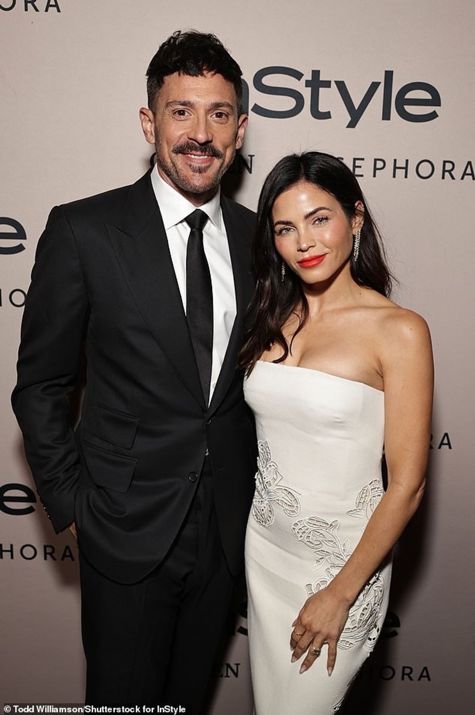 71961579 12178455 In the past The Soundtrack actress and Kazee initially met in 20 a 7 1686327763117