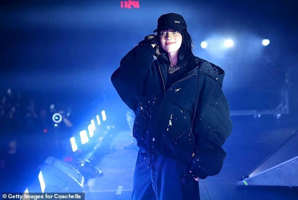 73103059 12288337 The Hotline Bling star even performed as the headliner for Coach a 33 1689109970822