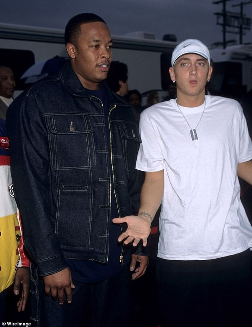 73242735 12301441 Collaborating The legendary producer has helped mold such new ar a 88 1689401613635