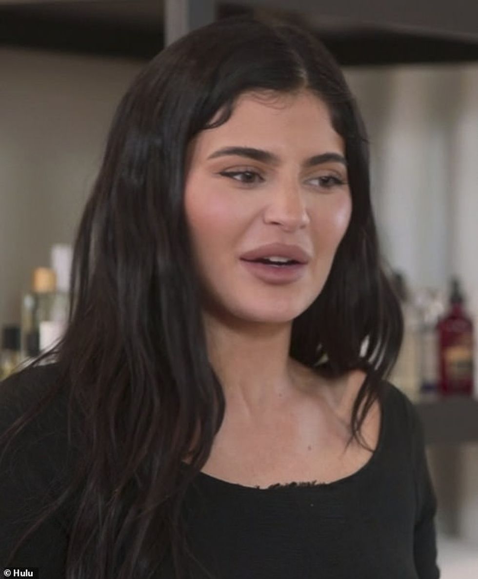 73414083 12313899 Only fillers Kylie Jenner 25 denied getting surgery on her face m 15 1689838029414