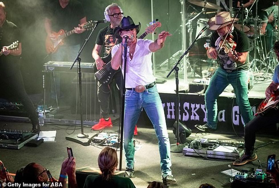 73844531 12361191 image a 12 1690903161302