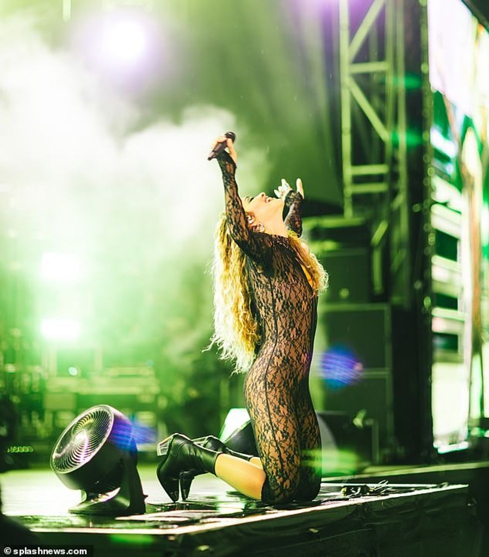 74045829 12381195 image a 135 1691419542301