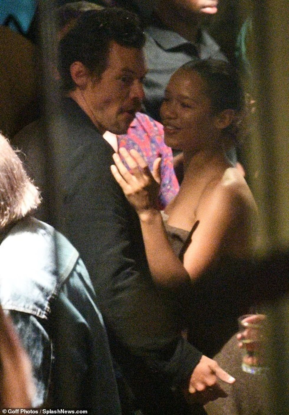 74176883 12394037 He adores her Harry Styles has seemingly confirmed his romance w a 34 1691696715655