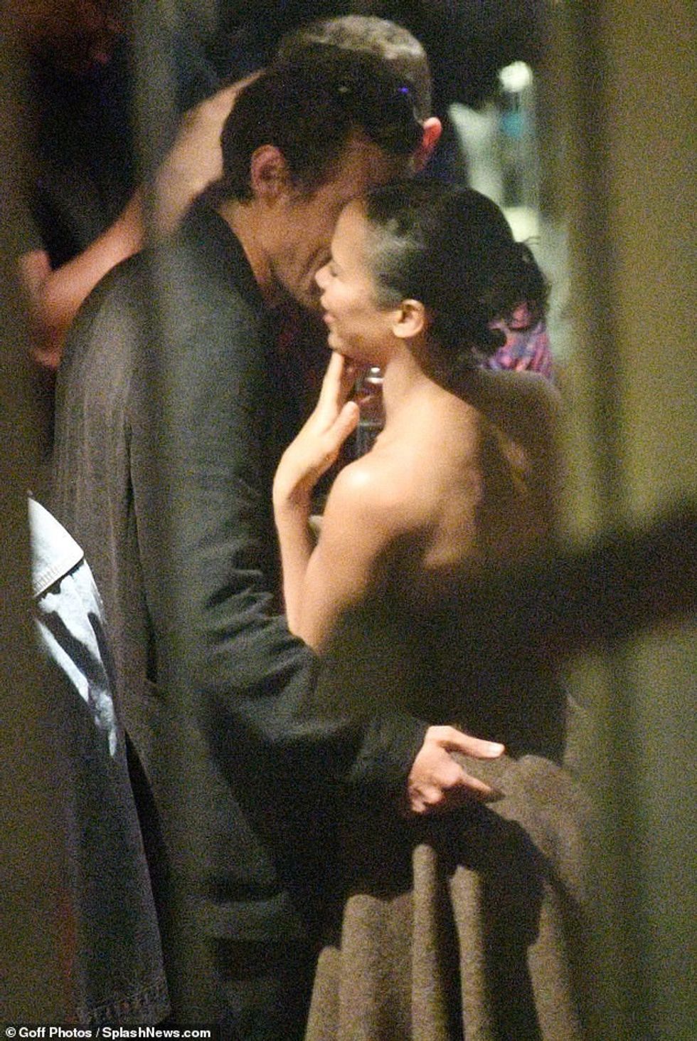 74177231 12394037 Loved up Harry and his new girlfriend couldn t hide their growin a 17 1691696714241