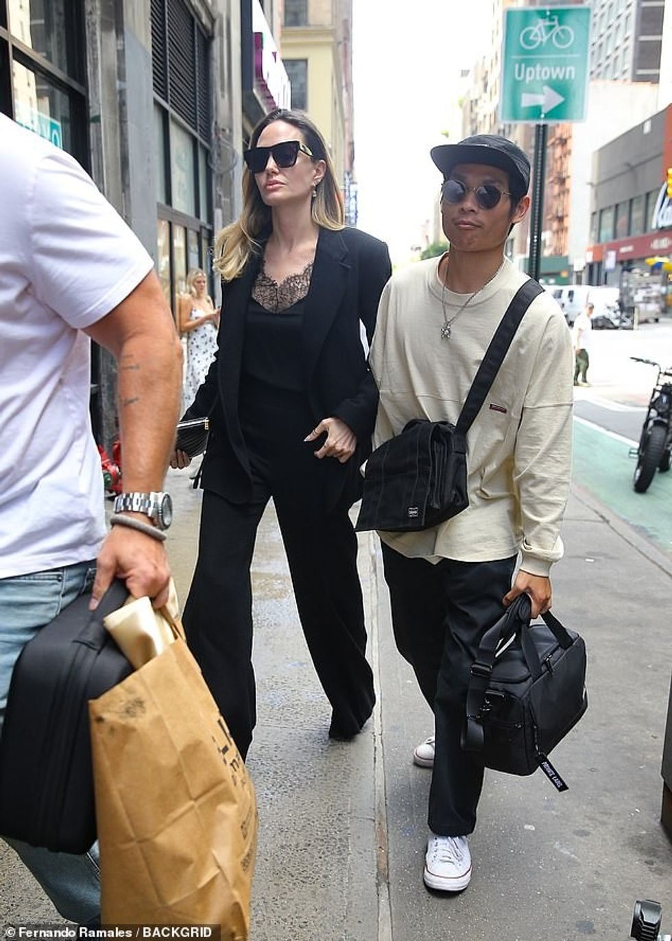 74402609 0 image a 2 1692226315491