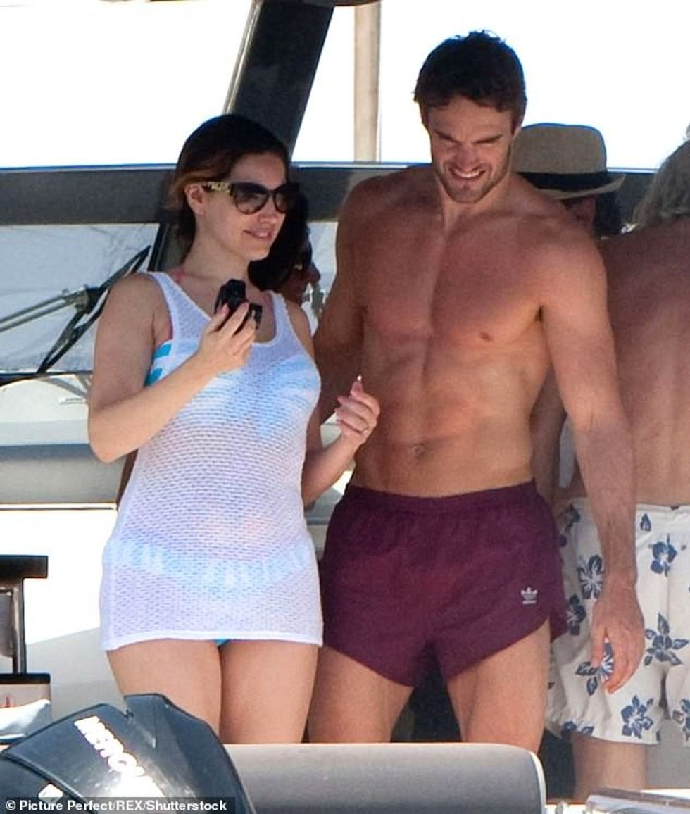 74999267 12475385 Moving on Danny and Kelly broke up in the June and it wasn t lon a 8 1693743566883