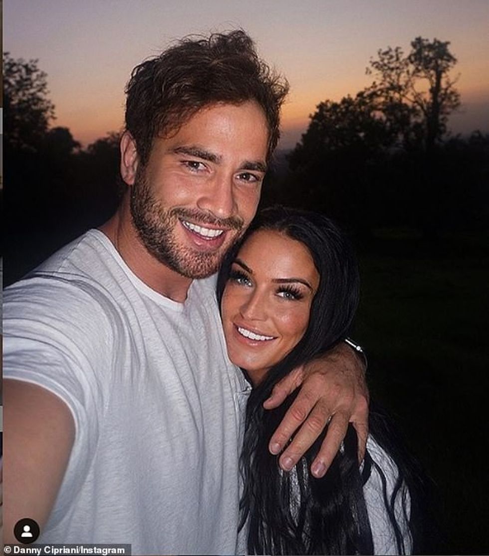 75007123 12475385 Loved up The sports star 35 is now married to mental health camp a 6 1693743566881