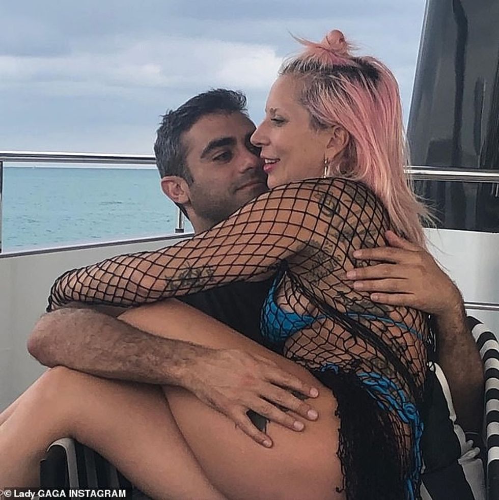 75225229 12497171 Throwback The former couple was first romantically linked around a 25 1694200985672