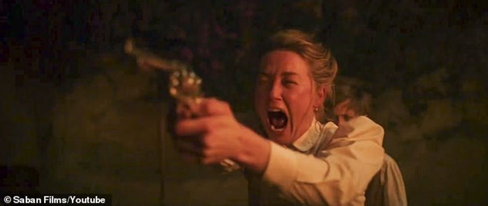 75647155 12540907 Leading lady The controversial 37 year old actress was heavily f a 6 1695229519391