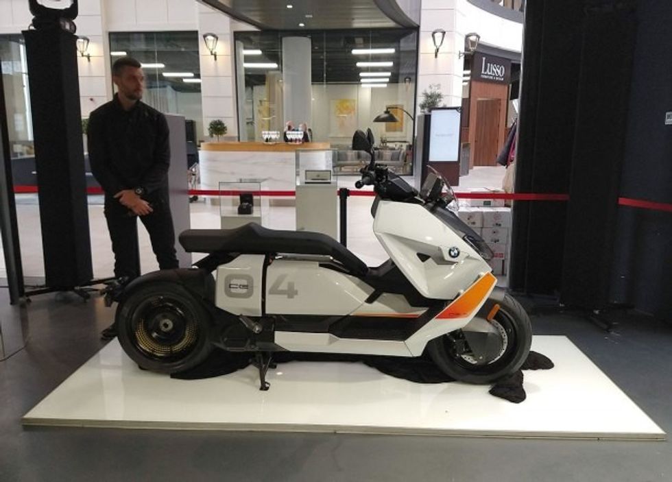 75834156761bb3bb67085f874616767 v4 big