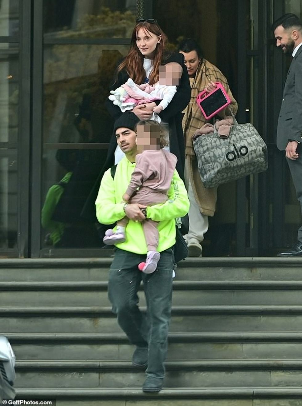 75870365 12564425 Unique The name of Joe Jonas and Sophie Turner s second daughter m 78 1695774050814