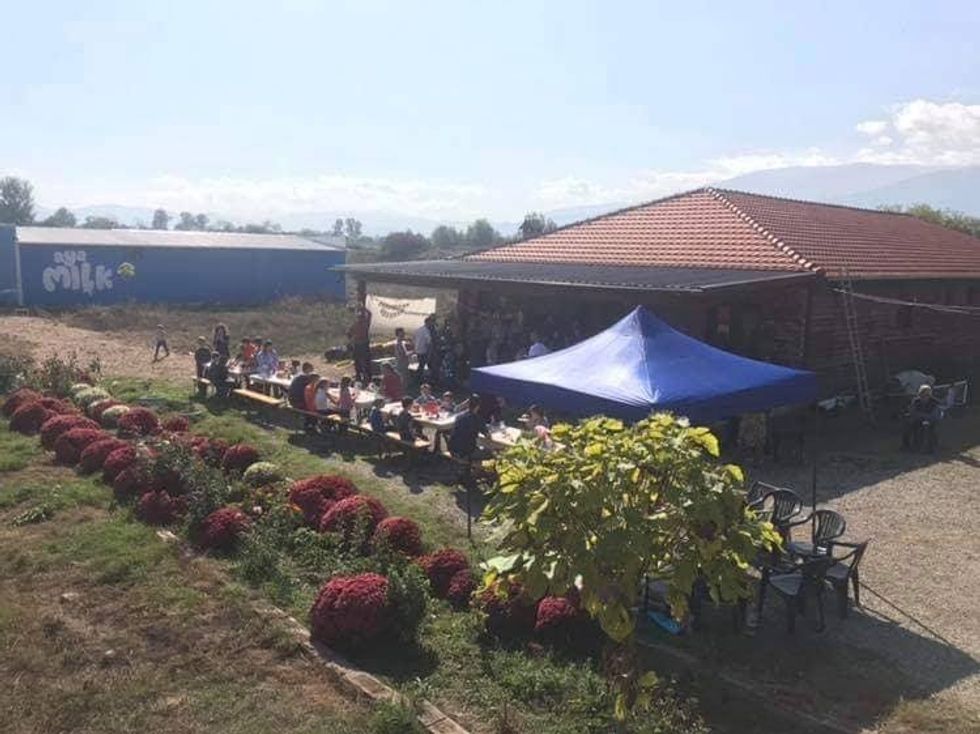 76705221 2337177576593796 3133205030711066624 n