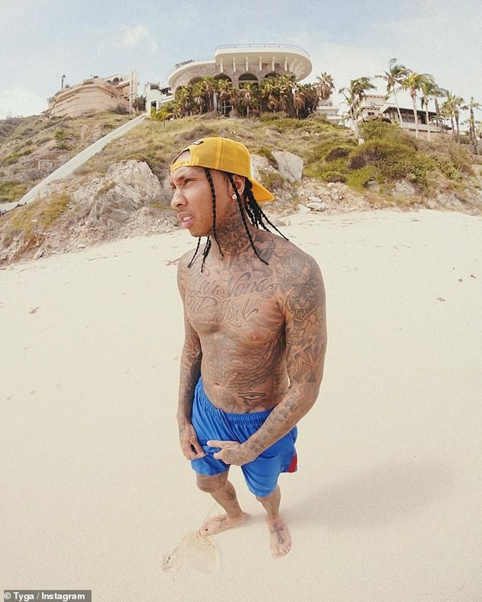 76914837 0 image a 2 1698104369695