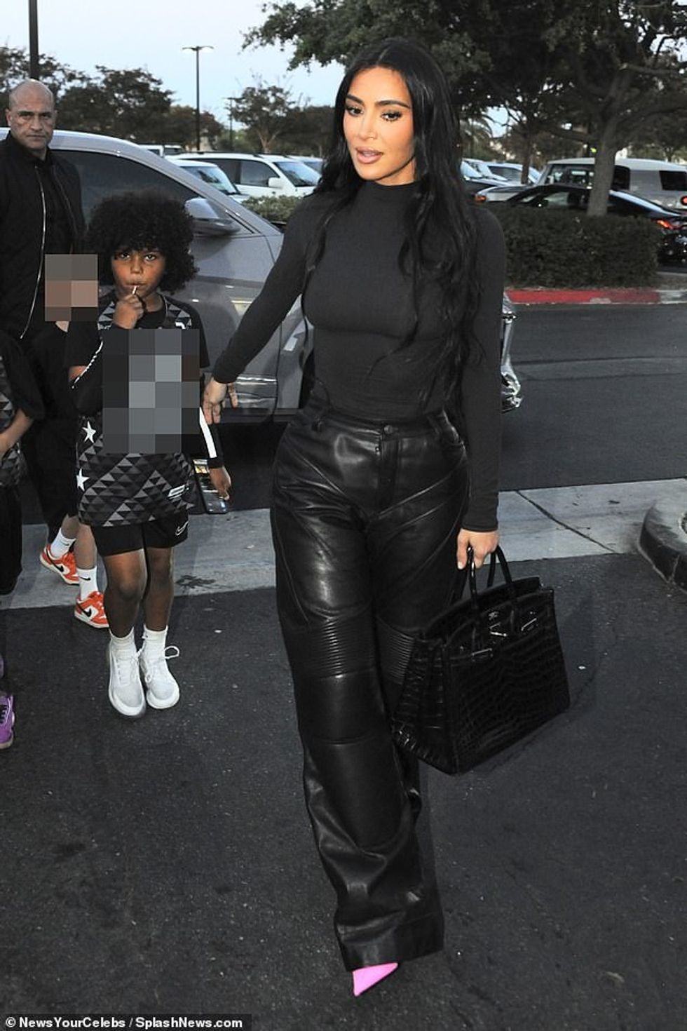 77107029 0 image a 77 1698468648939