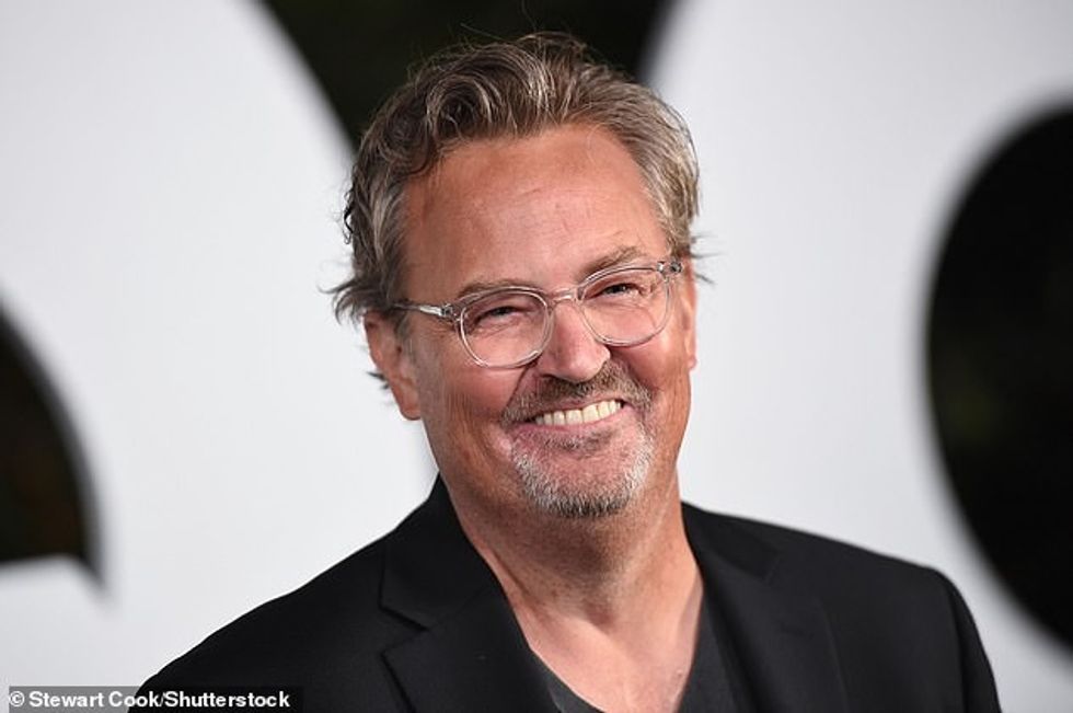 77130331 12685463 Tributes have flooded in for Friends star Matthew Perry after he a 21 1698586488013
