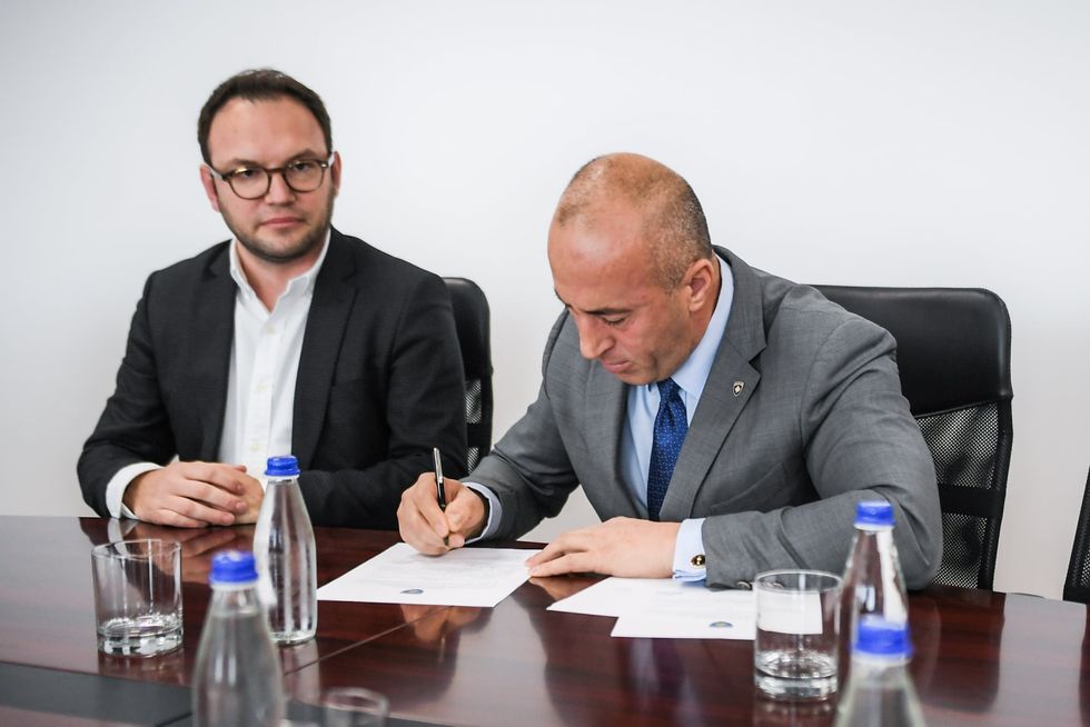 77391116 1471351036322639 8390829361380458496 o