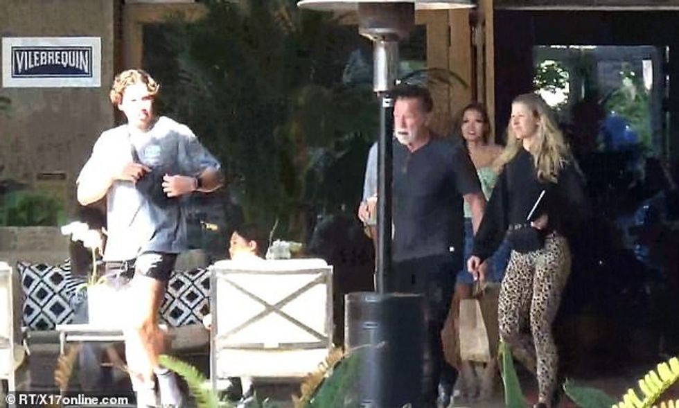 77435329 12713547 image a 14 1699224846326