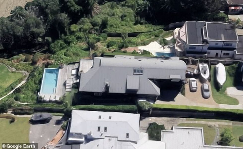 77706103 12740101 image to 2 1699799100591