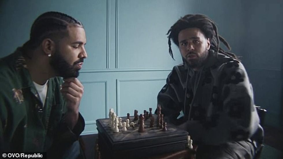 77856219 12755261 Hitmakers It marked the first No 1 hit for J born Jermaine and t a 26 1700096286886