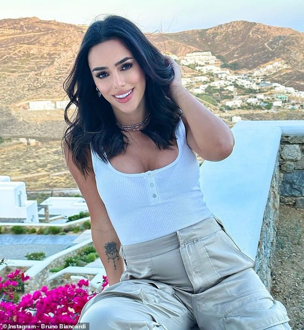 78363745 12803903 image a 7 1701247826299