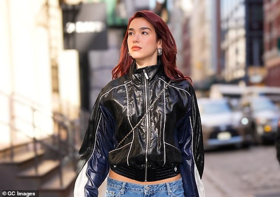 78513929 12819091 image a 15 1701566603650