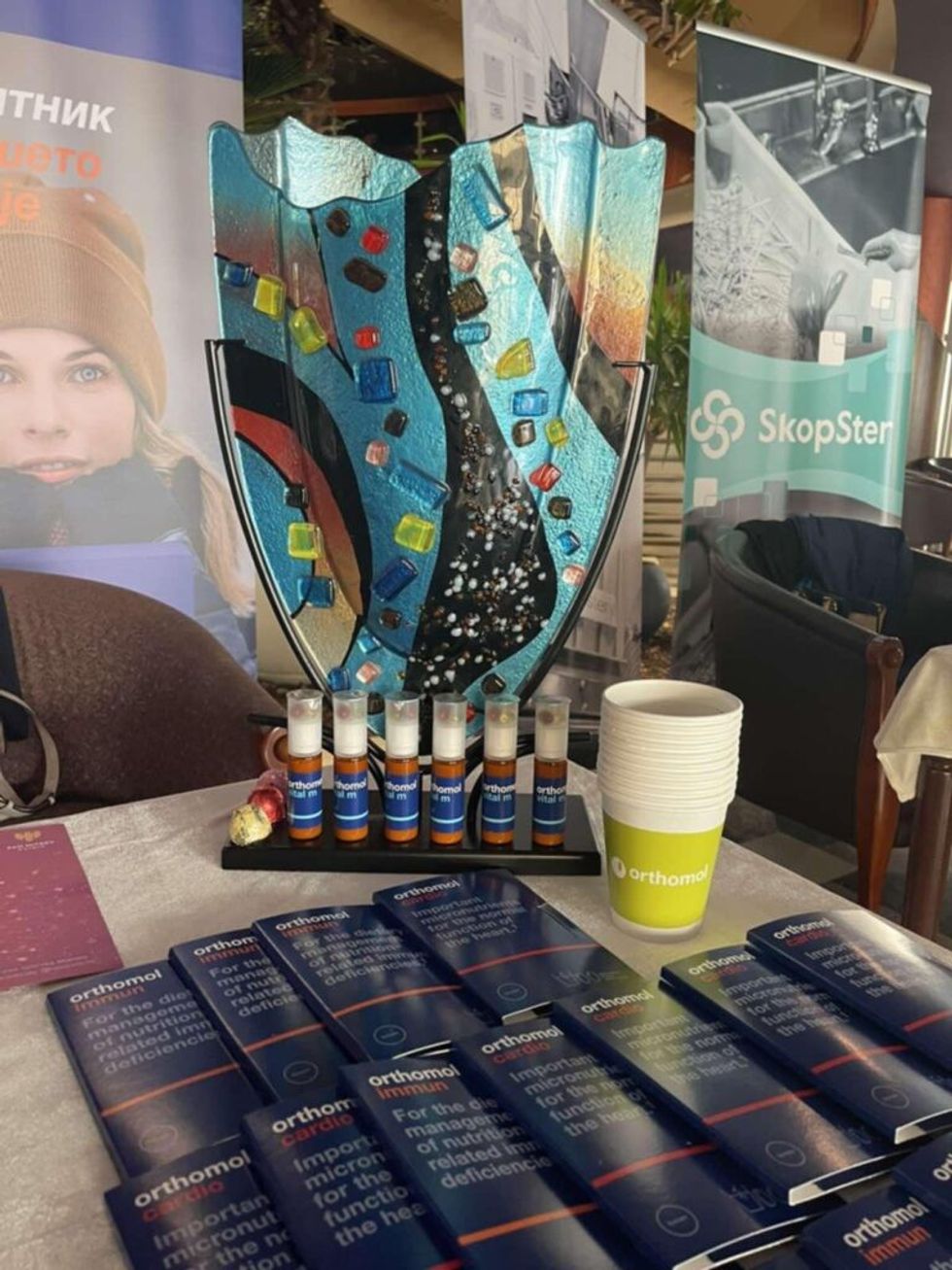 7e78ca85 b3e7 46b6 a98d 2b6685686403 1 1