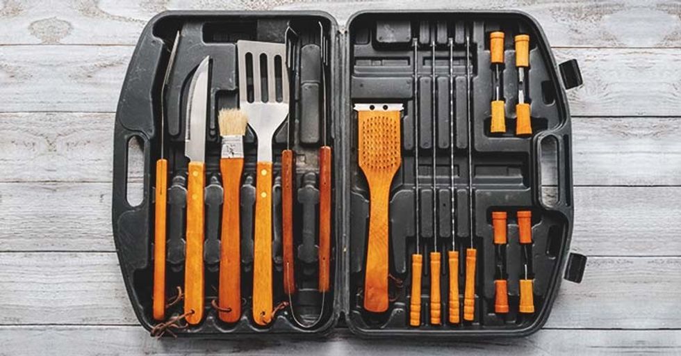8 Best Grill Tool Set Reviews. Ultimate Grilling Tools for Smart Barbecue Enthusiasts FI