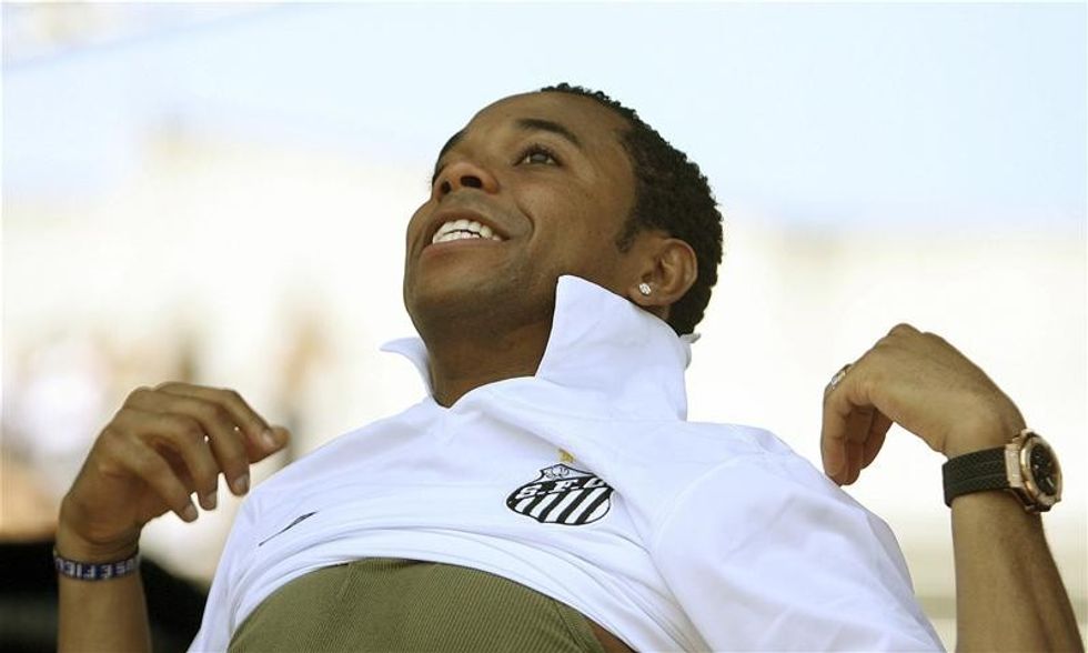 8.robinho