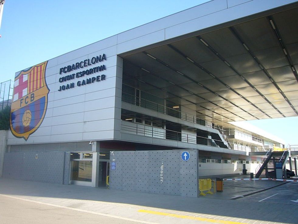 800px-Ciutat_Esportiva_Joan_Gamper-3