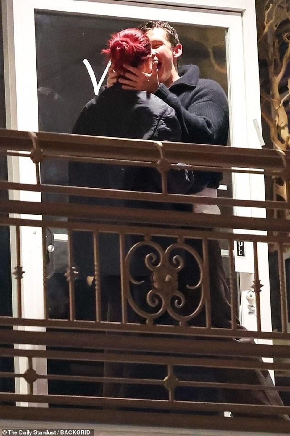 80142527 12975089 The couple added fuel to recent dating rumours as they were all a 67 1705517458108